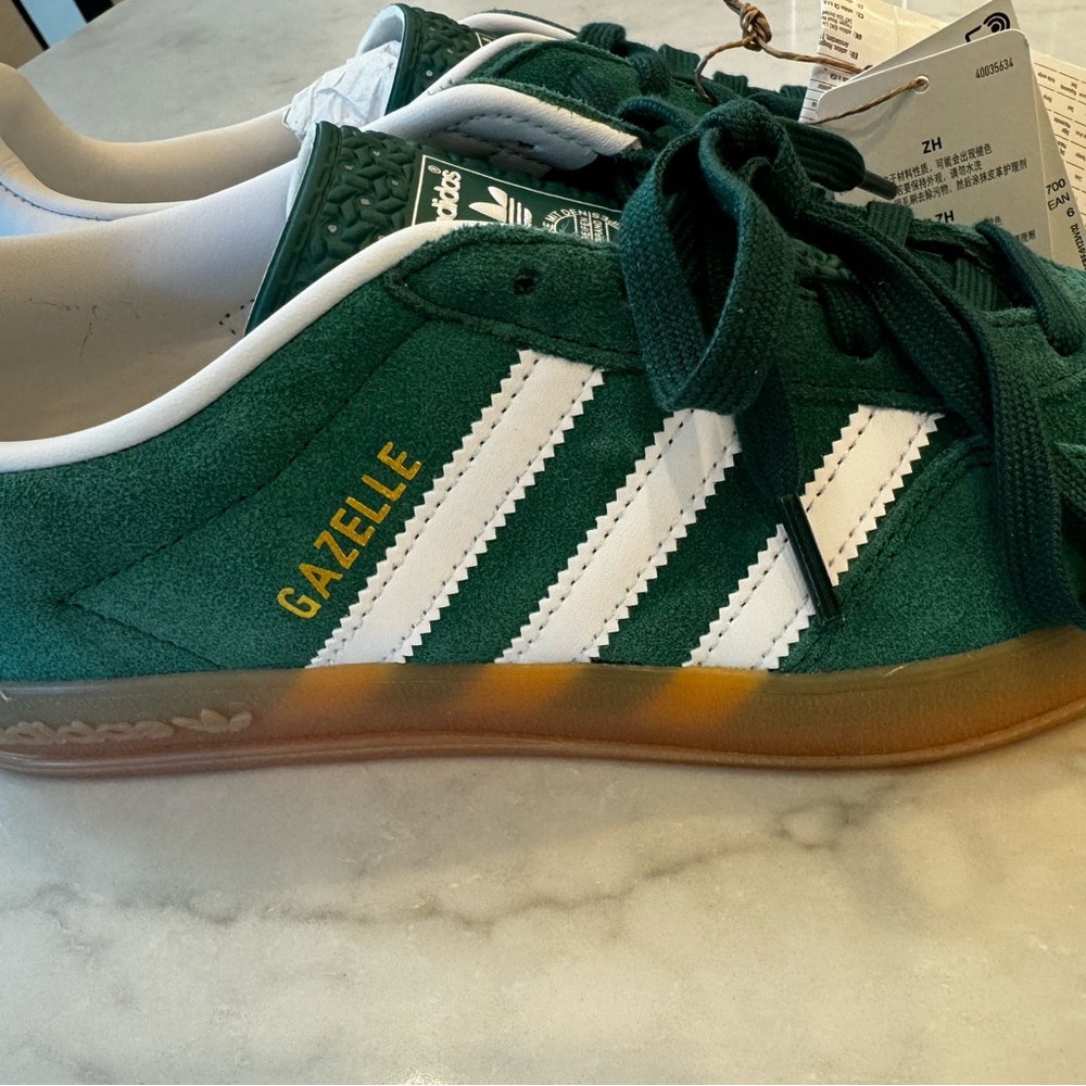 Adidas Gazelle Indoor Collegiate Green Sneaker.